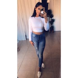 XS Zara slightly crop top-white